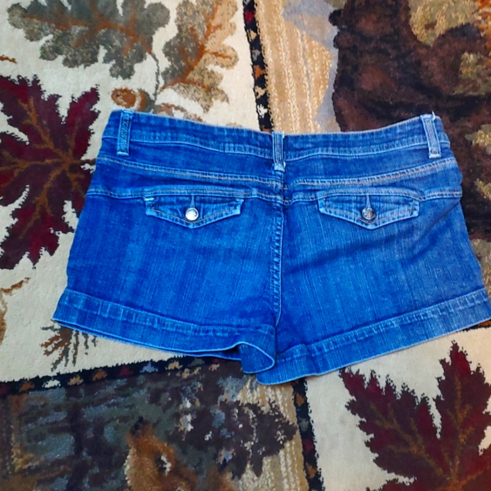 Women shorts